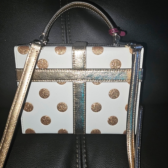 Kate Spade Wrapping Party Purse - Picture 4 of 6